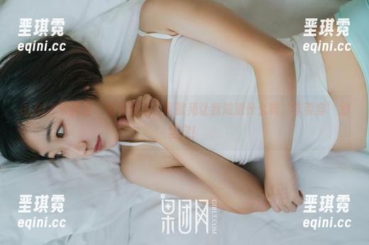 GIRLT果团网 - 毛衣私拍,黄歆苑让我知道什么叫‘非要穿’的坚定! GIRLT果团网 - 毛衣私拍,黄歆苑让我知道什么叫‘非要穿’的坚定!