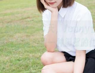 MiStar魅妍社 – 今天，Jenny佳妮带来了她的棉袜分享！是一种脚部的优雅吗？