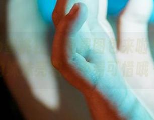 MiiTao蜜桃社 – 免费图包来啦！许思铭的妹妹亮相，不看可惜哦～