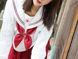MyGirl美媛馆 – 黄乐然的短裙写真，脚步轻盈得像风，别有一番滋味呢。