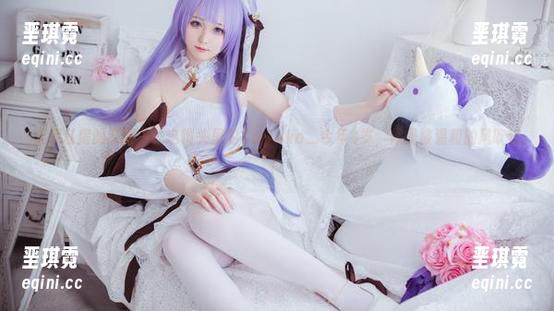 能代私房的原图——这镜头里的Sayako＿今年4岁，像是被温和的风吹过！