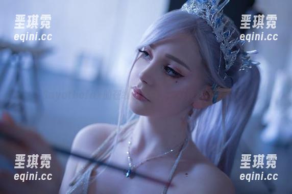 Sayathefox的在线图集中,花嫁竟然还会喝茶? Sayathefox的在线图集中,花嫁竟然还会喝茶?