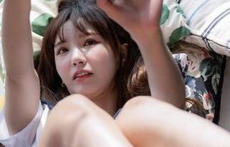 这不是梦，Seoyool(서율)与校服的美图，只需点击就能免费拥有！