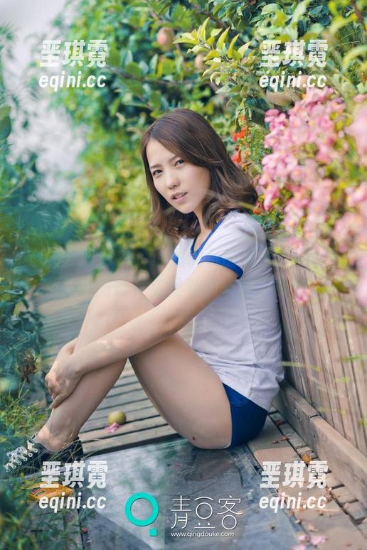 TGOD推女神 - 原图展示的夏天，Yumi尤美的图册其实是卷起来的羡慕帖！