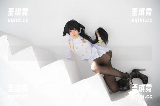 黑丝中的Tomiko(とみこ)，竟然让人对美图这么上头