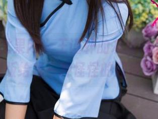 UGirls尤果网 – 王谨轩的灰丝作品集，高清版给我一种怪怪的期待感。