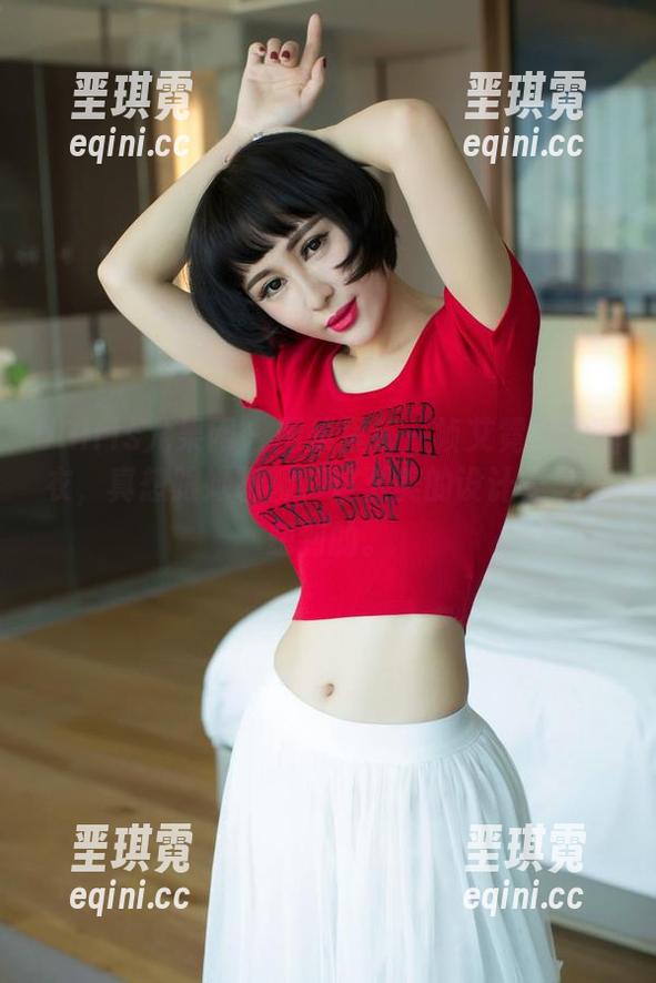 UGirls尤果网 - 图集里每一帧艾霓莎的睡衣,真想跟她聊聊,这么美的设计是怎么想到的。 UGirls尤果网 - 图集里每一帧艾霓莎的睡衣,真想跟她聊聊,这么美的设计是怎么想到的。