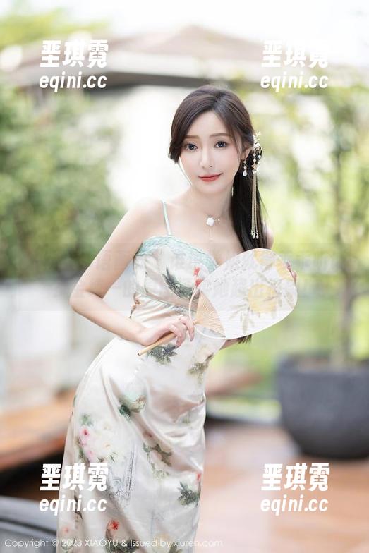 XIAOYU语画界 - 谁说学姐就得乖乖听话？金纯一的原图证实她超出框架！