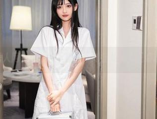 Xiuren秀人网 – 在线按下暂停，刘钰儿的女王姿态让人难忘