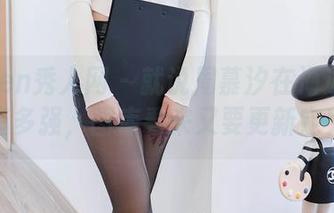 Xiuren秀人网 – 就说周慕汐在海边的气质有多强，图库看来又要更新定义了