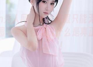 Xiuren秀人网 – 谁说校服只能无聊？娜露的原图写真带你见识什么是真正的“课外活动”！