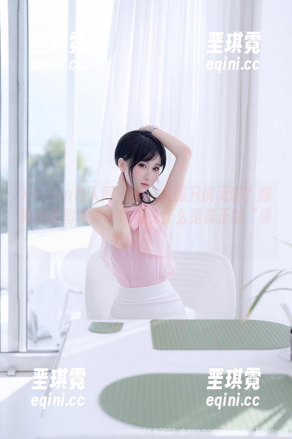 Xiuren秀人网 - 谁说校服只能无聊？娜露的原图写真带你见识什么是真正的“课外活动”！