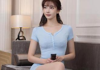 Xiuren秀人网 – 高清呈现，徐莉芝Booty的职业装用截图做到每一个细节都不马虎