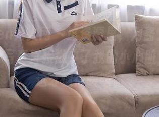 Xiuren秀人网 – 这资源里，月酱儿的“女孩”写真直接戳中了我的小心脏，哼，这才懂得暧昧。