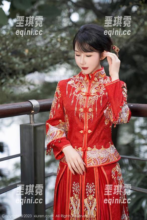 Xiuren秀人网 - 图集分享，夺人眼球的杨欣欣难道是完美女生吗？
