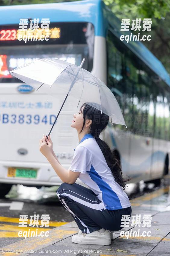 Xiuren秀人网 - 梦然同学的灰丝原图，下载后我马上就想给它起个可爱的绰号！