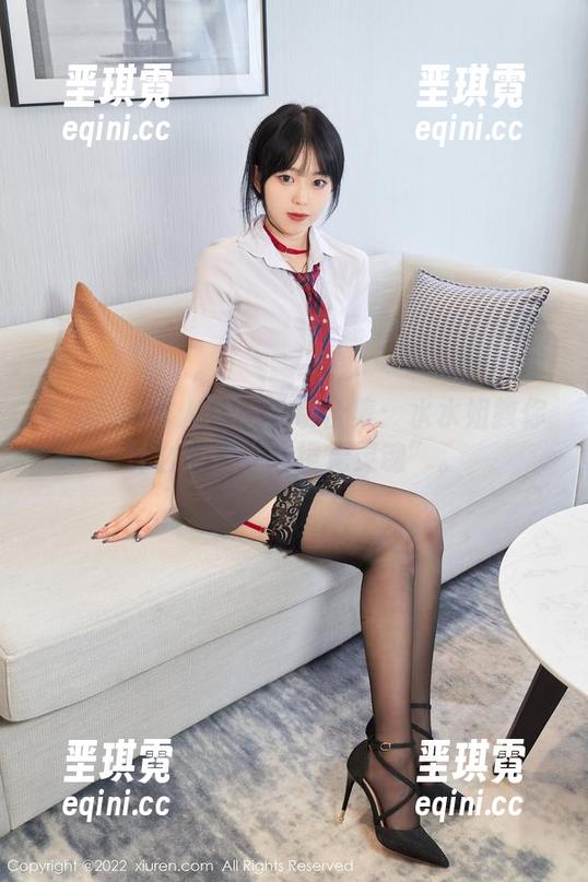 Xiuren秀人网 - 眼镜合集：水水姐教你什么叫做“无镜无灵魂”。