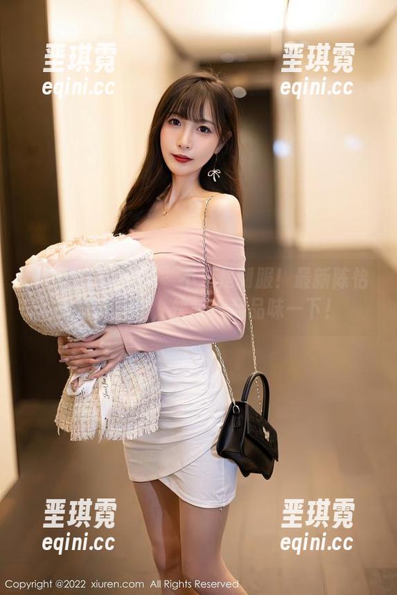 Xiuren秀人网 - 不只是制服！最新陈怡曼资源爆棚，快来一起品味一下！