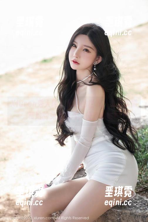 Xiuren秀人网 - 黑色的世界，龙泽美曦和她的免费图片，快来瞧瞧！