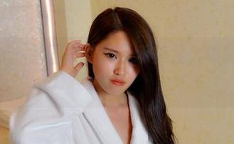 pans – 原图来了！禾禾美足，吸睛壁纸满分！