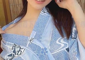 けん研的夕阳西下图包，竟然让人觉得游泳也可以这么高级？