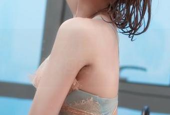 图包里的校园：三度_69穿梭于课堂与奇幻之间，好像又回到无忧无虑的日子。