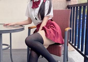 原图逗趣的厨房小女仆，不呆猫又来搞事情了嘛？