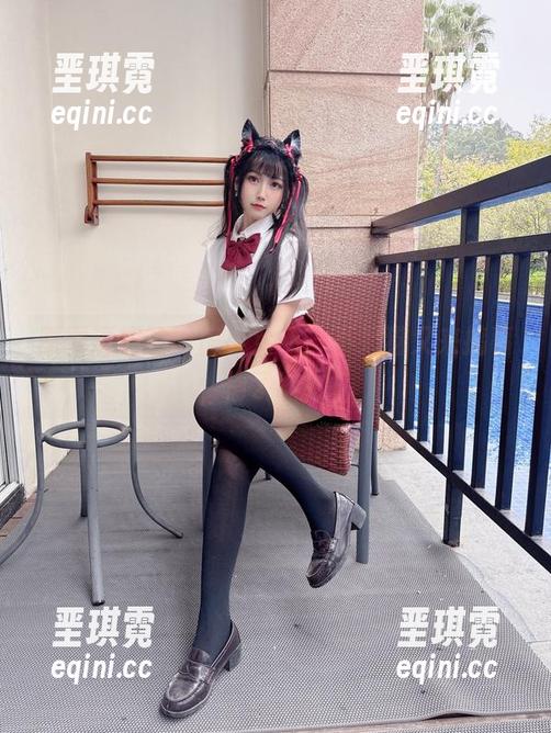原图逗趣的厨房小女仆,不呆猫又来搞事情了嘛? 原图逗趣的厨房小女仆,不呆猫又来搞事情了嘛?