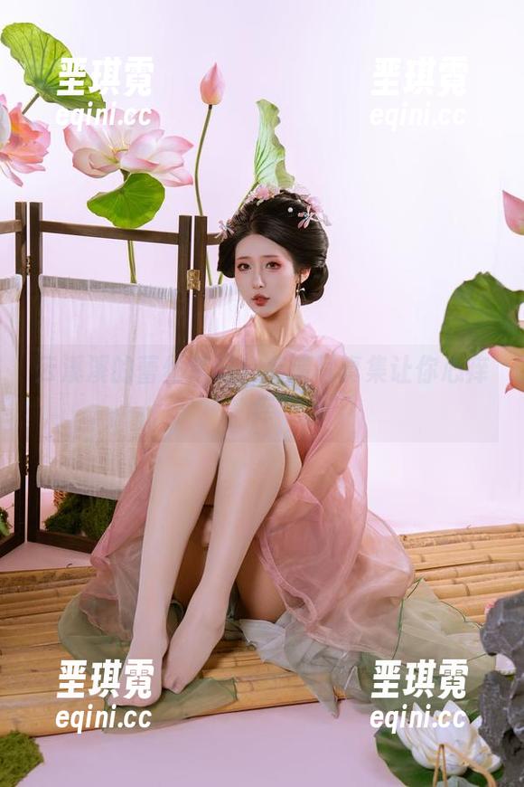 云溪溪的蕾丝笔记:高清写真集让你心痒痒 云溪溪的蕾丝笔记:高清写真集让你心痒痒