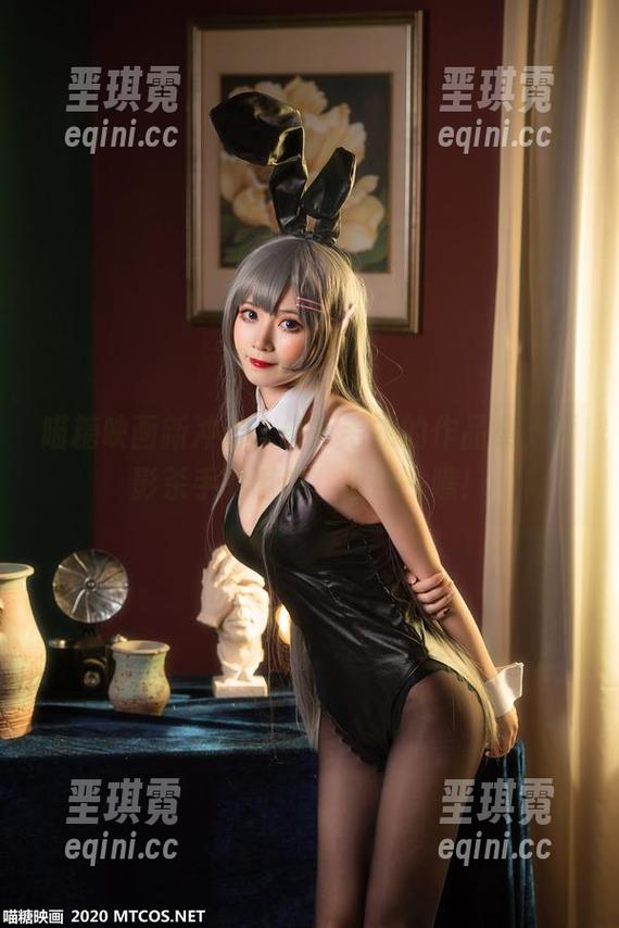 喵糖映画新冲击，露背毛衣的作品集，背影杀手的诞生，值得一瞧！