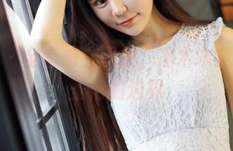 嗲囡囡 – 全套修女图集，冯木木尝试挑战圣洁的边界