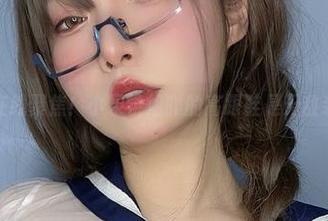 美图在线聚焦！小泉学姐吖的高跟鞋是无敌装甲？
