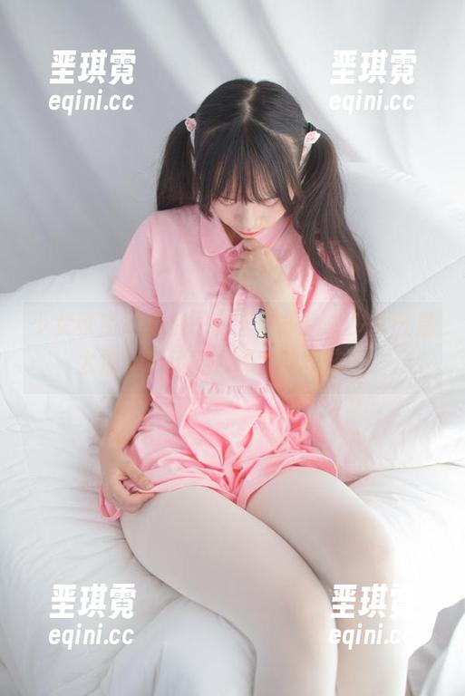 少女秩序 - 高清图包里的乐栀，少女气息太浓，直接能稀释我的烦恼了！