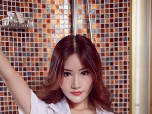 尤物馆 – 图片里的Seven小七：谁说棉袜不能让人停不下来？