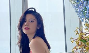 微密圈 – 观看就是阿朱啊的女神图包，坐等变鸽子的心情。
