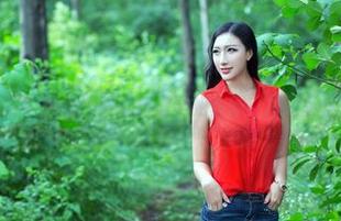 推女郎 – 高能预警！黄可高清学姐套图，挑逗你的好奇心！