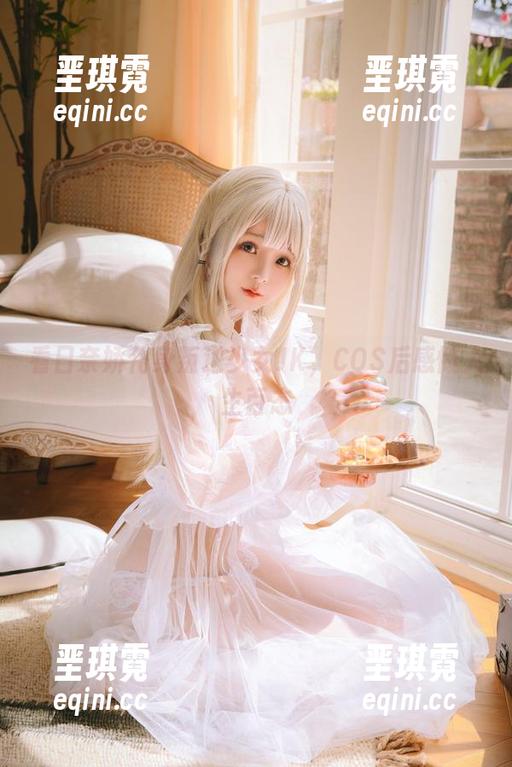 看日奈娇化身叛逆少女JK，COS后感慨人生百态