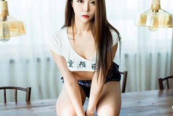 健身教练Bomi私拍作品，普美(bomi)说这是水逆吧？