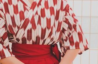 果团网 – 林弯弯分享修女的新姿势，合集里有魔法吗？