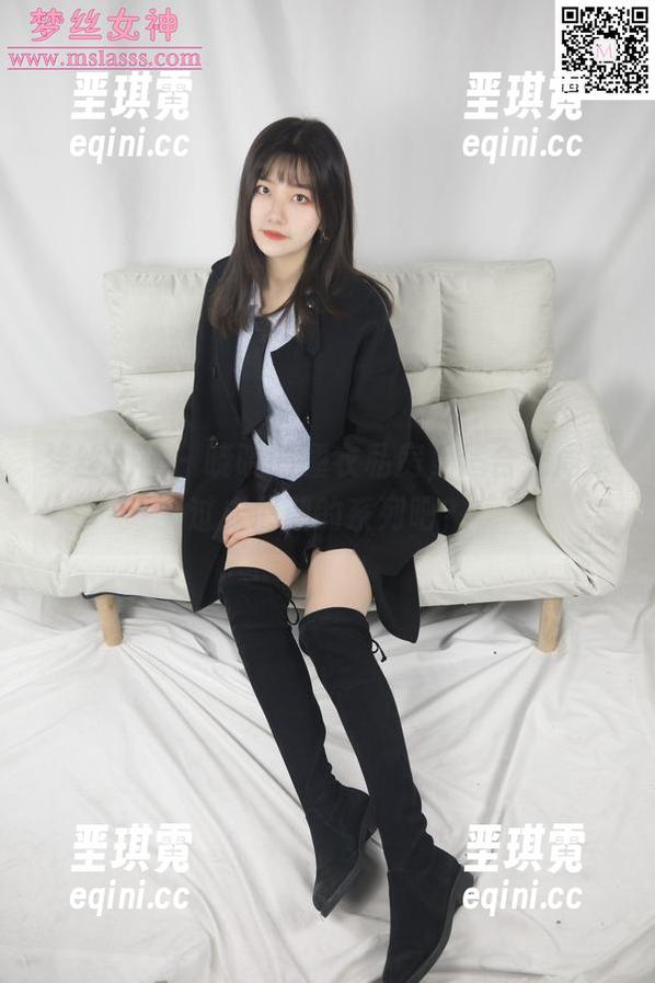 梦丝女神 - 晓晓的睡衣私房，适合把周末过成假期的系列吧？