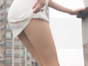 梦丝女神 – 收好这张，花月舞的护士职场照，原图比想象中要清新不少。