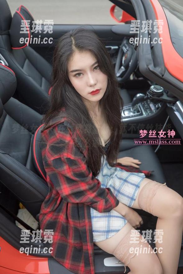 梦丝女神 - 在线欣赏雪馨：就不信丝袜能这么清新
