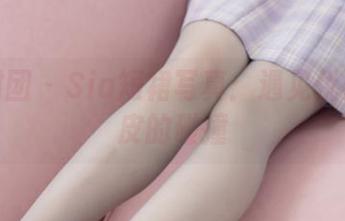 森萝财团 – Sia短裙写真：遇见优雅与俏皮的碰撞