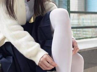 森萝财团 – 默陌的护士新图集——谁说白大褂不可以时尚？