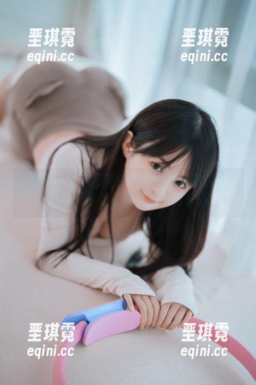 魔法是什么？樱井宁宁用女巫的美图包告诉你，不是你想的那么简单哦