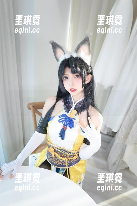 神乐坂真冬和夏日便利贴——这组合真让人疑惑，图库里的艺术竟然总是爱搞怪。