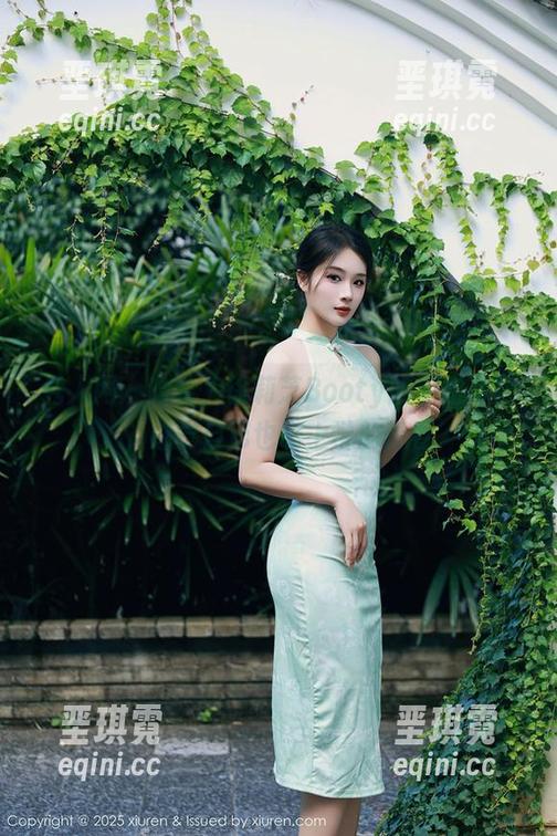 秀人网 - 哈哈，徐莉芝Booty的学姐写真，感觉自己也有上学的青春