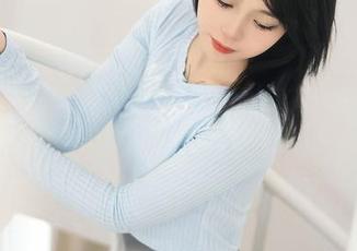 秀人网 – 美足又来啦！熊吖BOBO的最新套图没你想的那么简单。