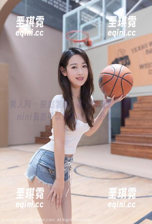 秀人网 - 突然发现，高清灰丝里的糯美子nini竟然可以如此迷人，分享给你！