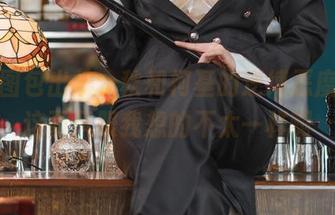 全套图包出炉，秋和柯基的逆缚恶魔——这画风跟我想的不太一样啊